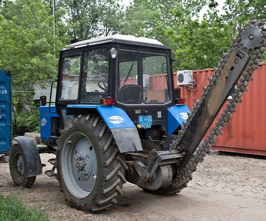 Траншеекопатель в аренду в Нягани и  Ханты-Мансийском автономном округе - Югре
